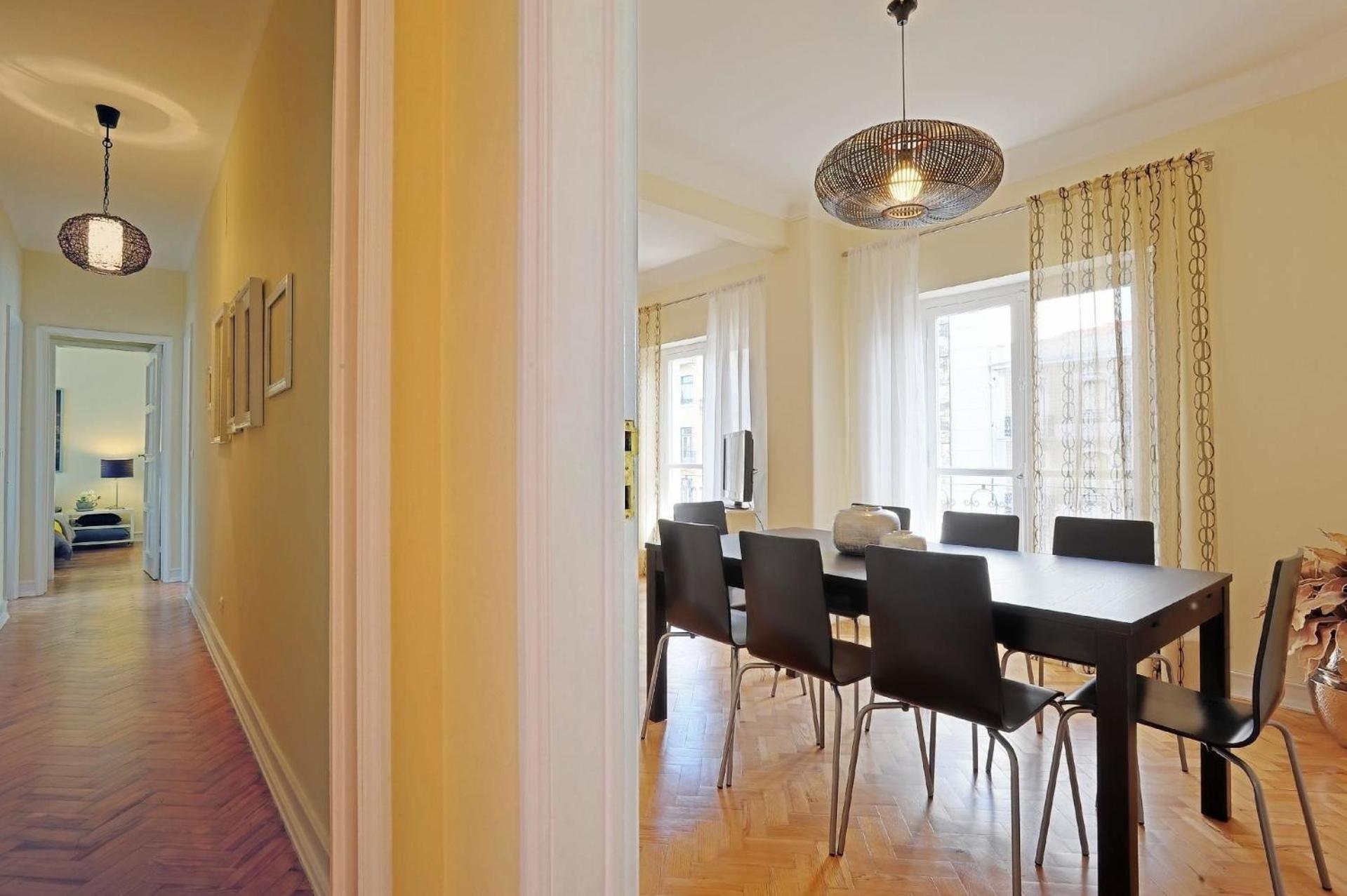 Studio Fuer 11 Personen Und 1 Kind In Lissabon, Regio De Costa De - B58323 Appartement *
