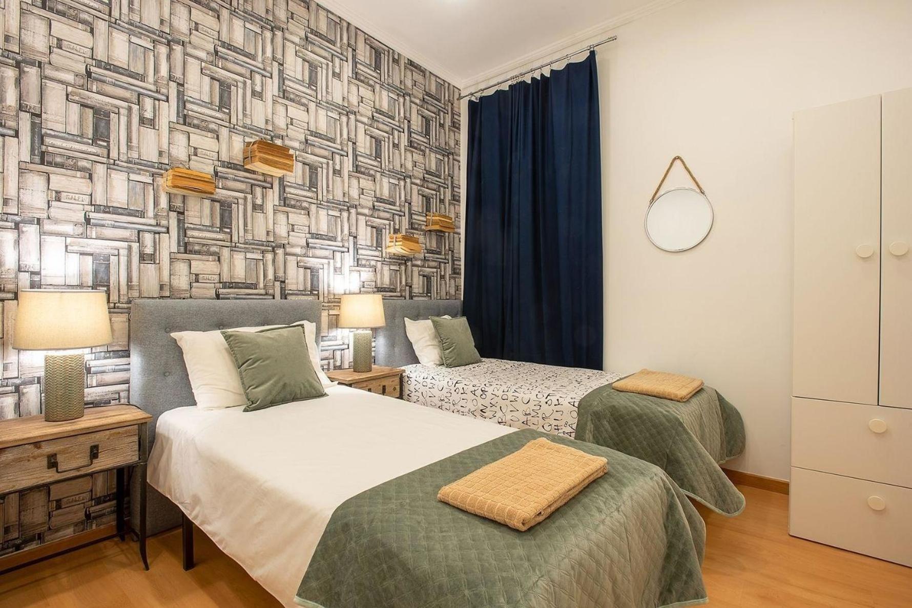 Fuer 9 Personen Und 1 Kind In Lissabon, Regio De Costa De - B58349 Appartement Lisboa