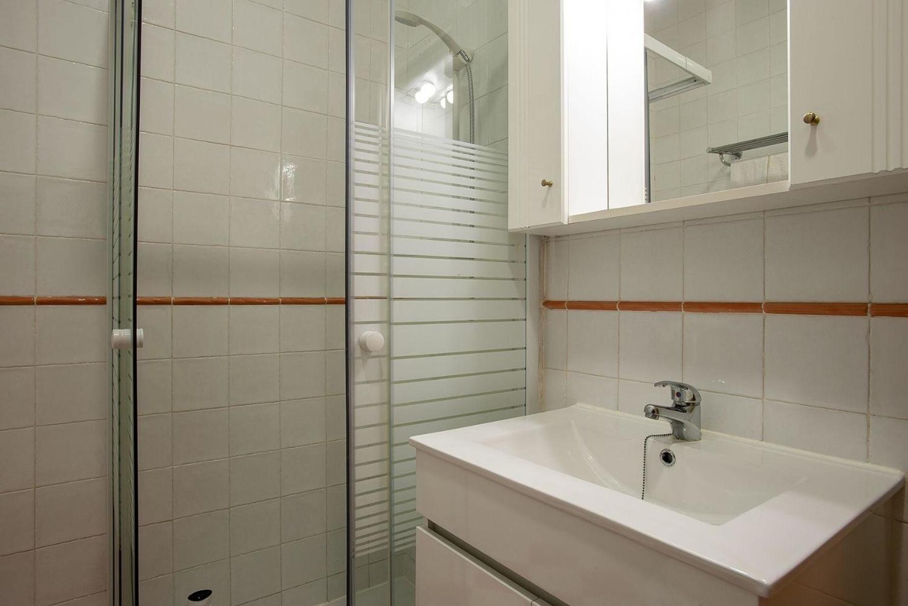 Fuer 9 Personen Und 1 Kind In Lissabon, Regio De Costa De - B58349 Appartement *