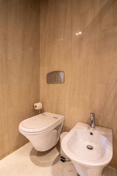 Chiado Deluxe Modern Feel 3 Bedroom Lisboa