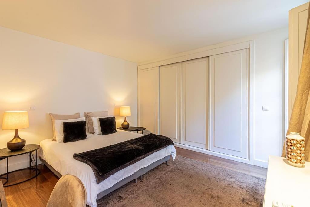 Chiado Deluxe Modern Feel 3 Bedroom Apartamento Lisboa