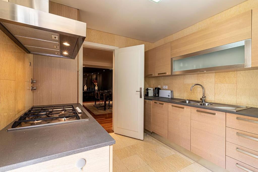 Apartamento Chiado Deluxe Modern Feel 3 Bedroom Lisboa
