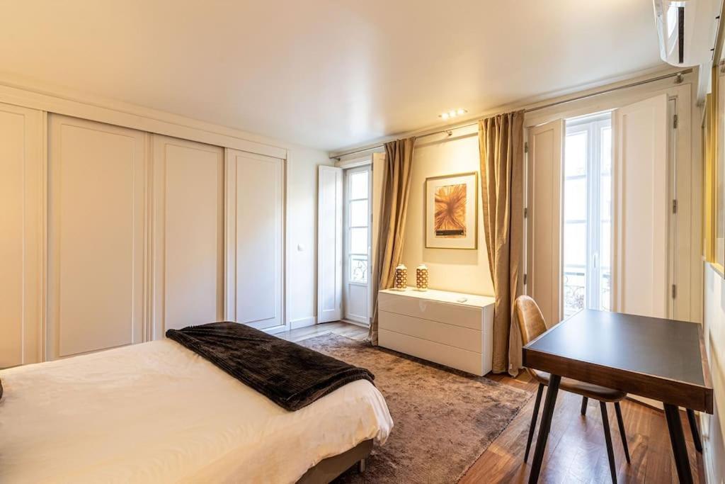 Apartamento Chiado Deluxe Modern Feel 3 Bedroom *