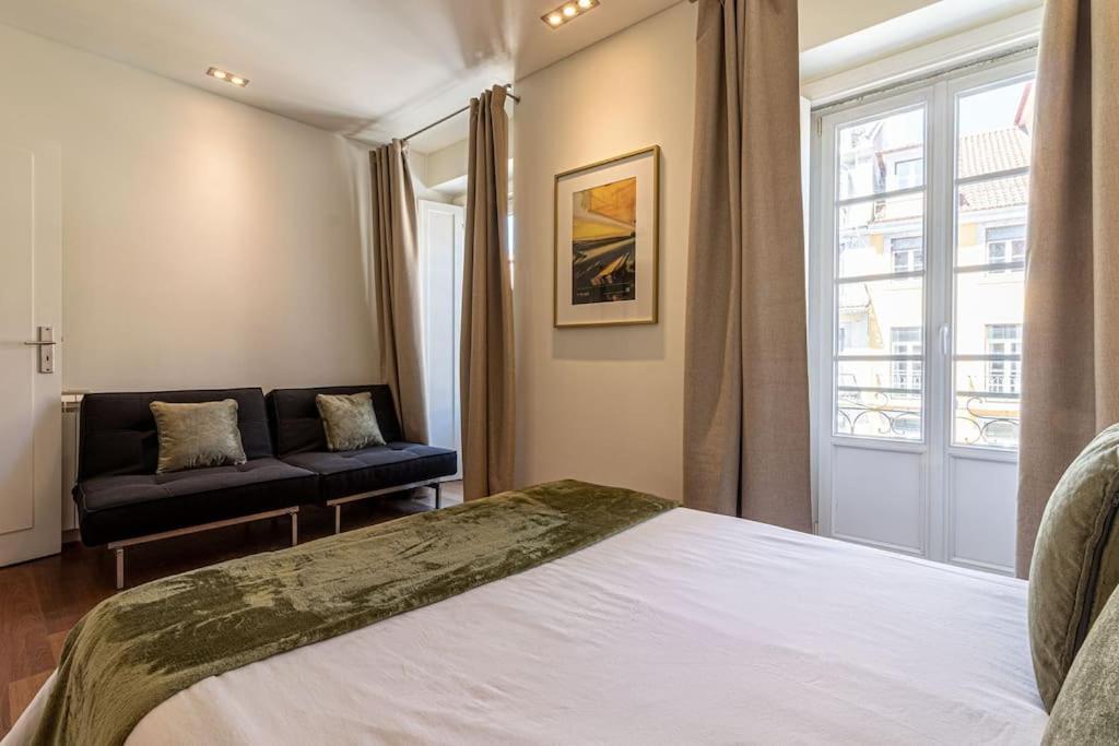 Chiado Deluxe Modern Feel 3 Bedroom Apartamento *