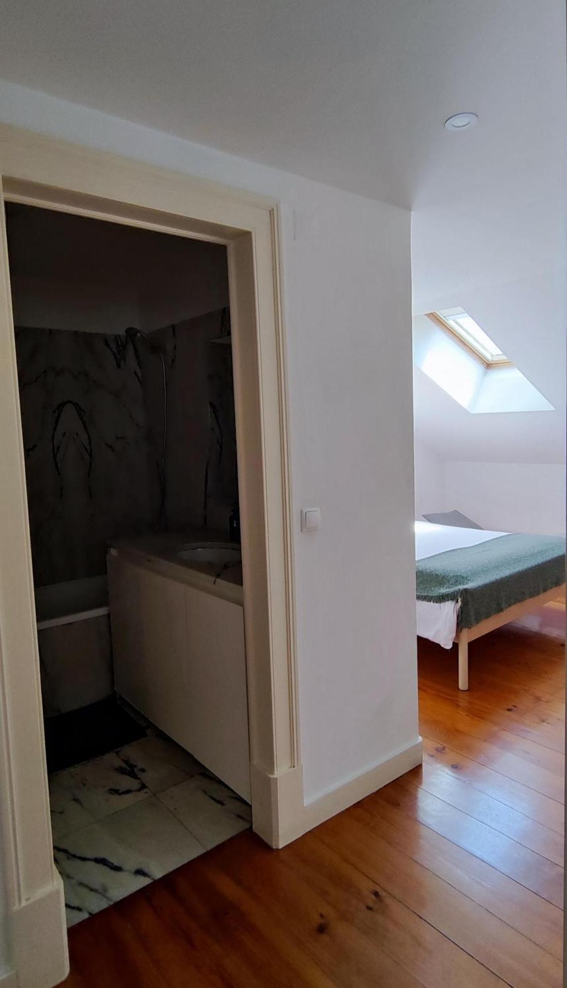 Quartos No Bairro Alto De Em Acomodacao Partilhada * Lisboa