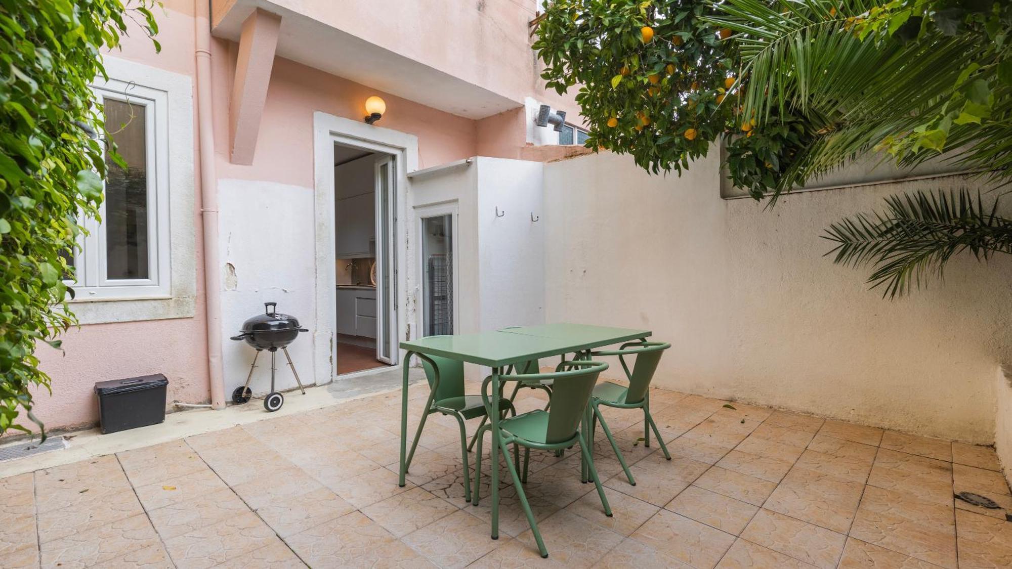 Appartement Private Terrace 2bdr By Lovelystay