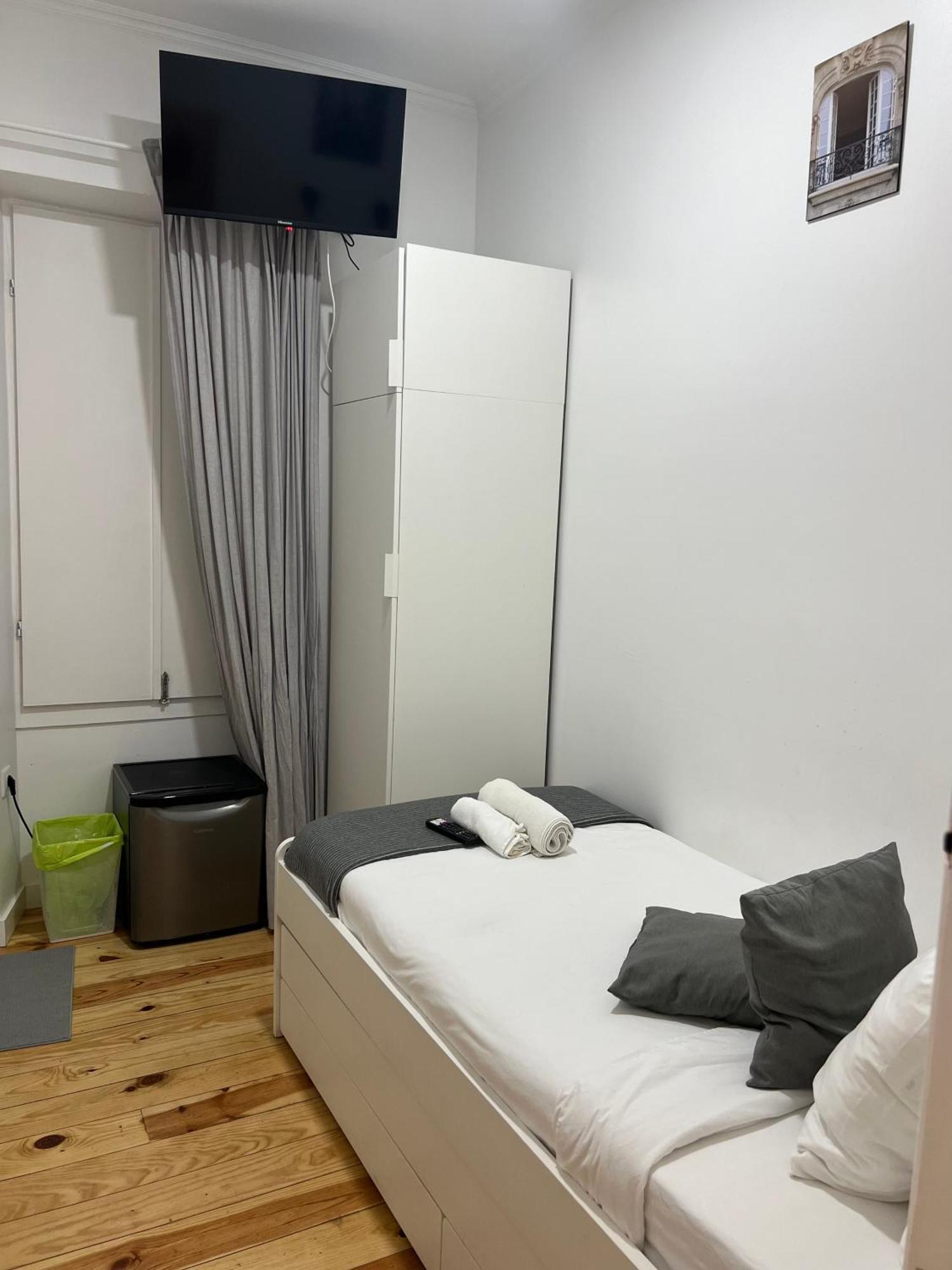 Quarto em Acomodações Particulares Antonio Pedro Lisboa