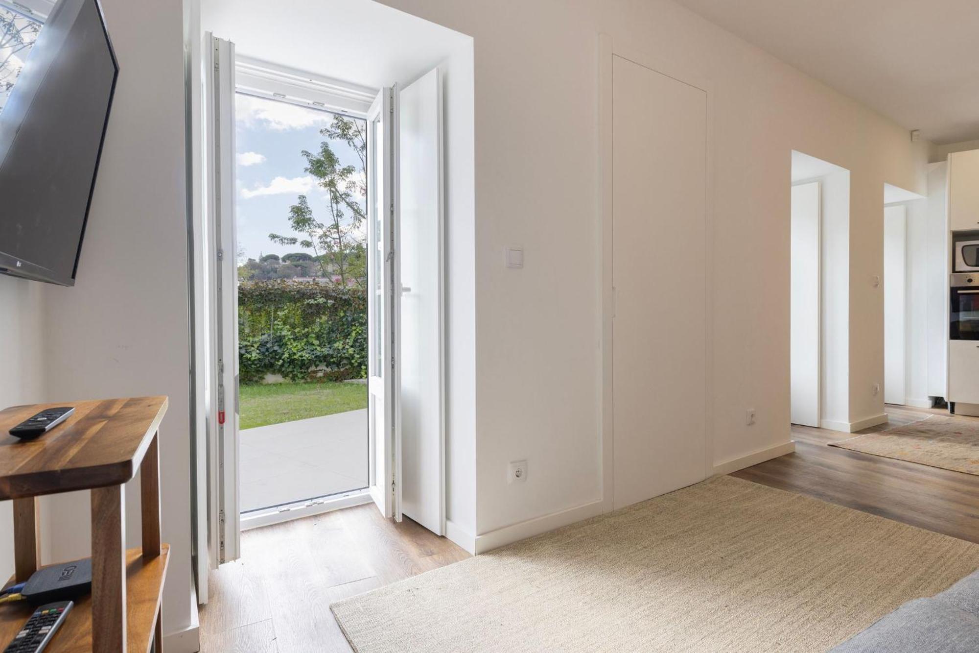 Appartement 2bdr Cozy In Graca By Lovelystay