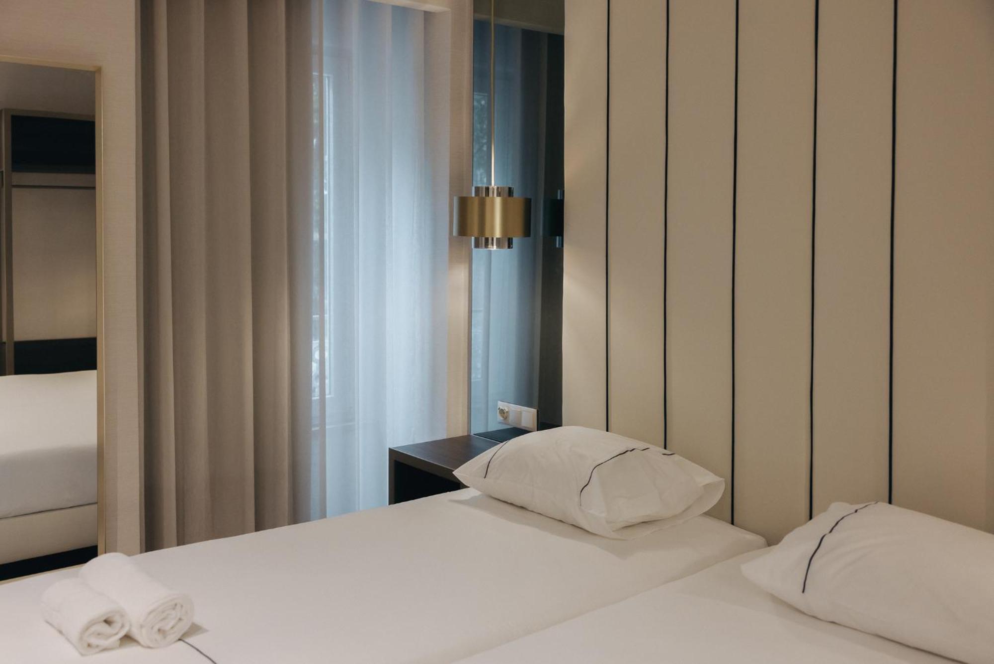 M'ar De Ar Auria Hotel