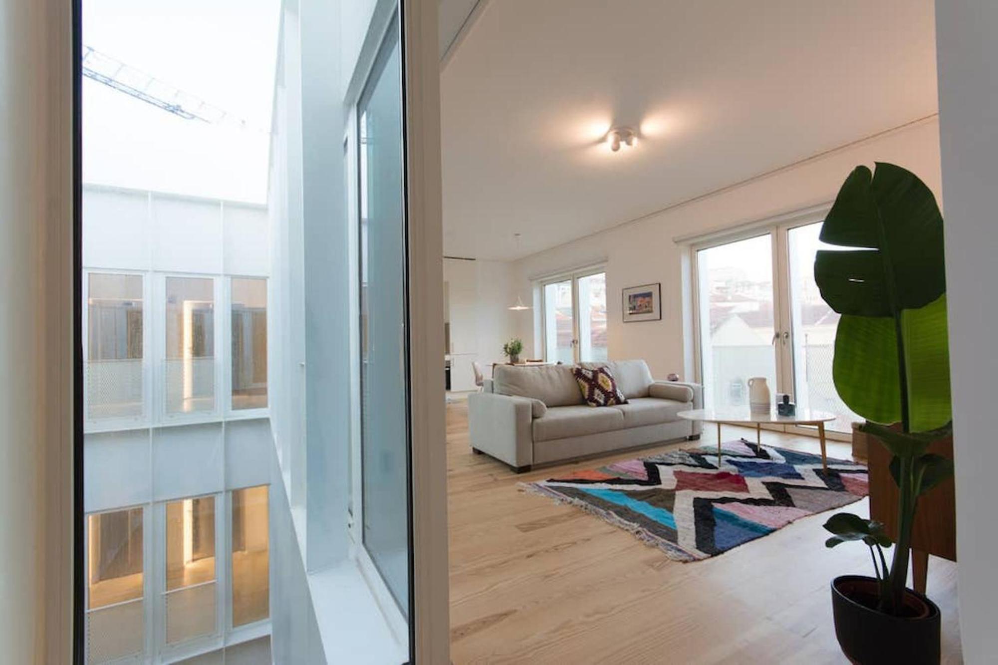 Wave Of Light In By Innkeeper Appartement