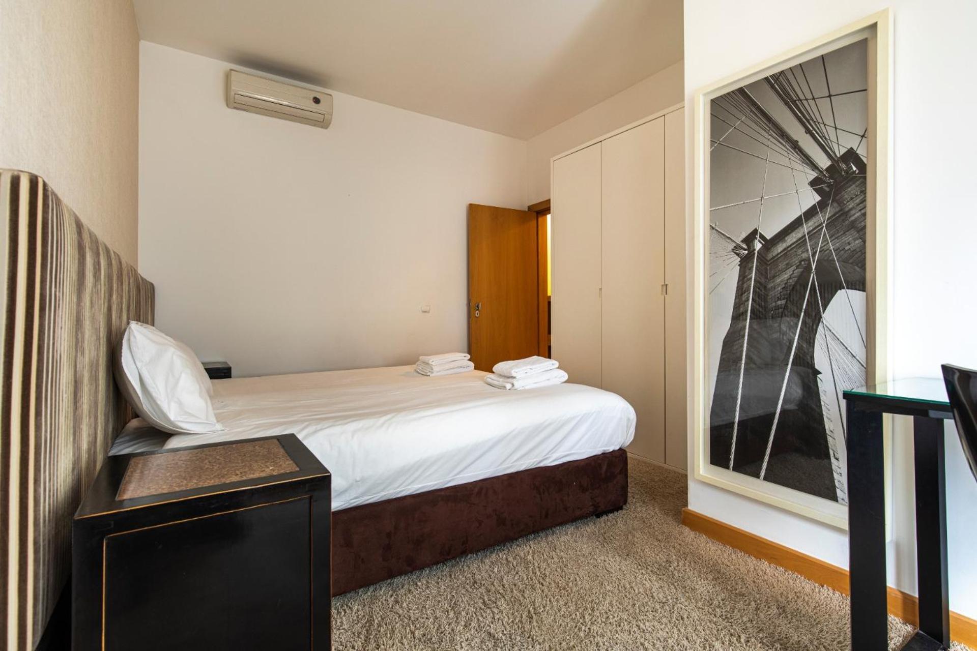 Engenheiro Miguel Pais 11 Appartement