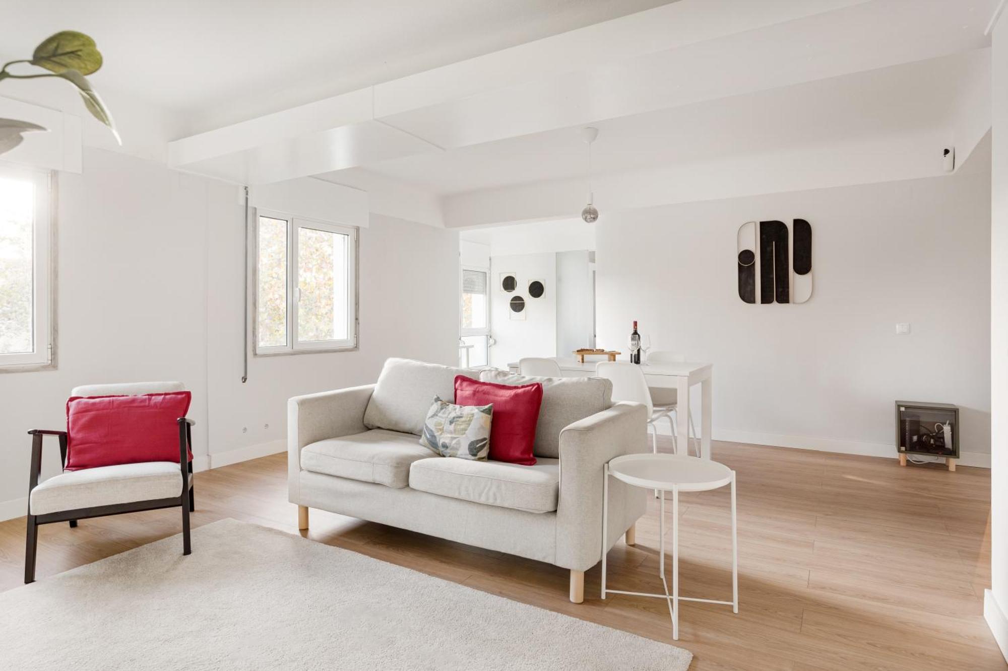 Wfh Urban Retreat At Carnide Apartment
