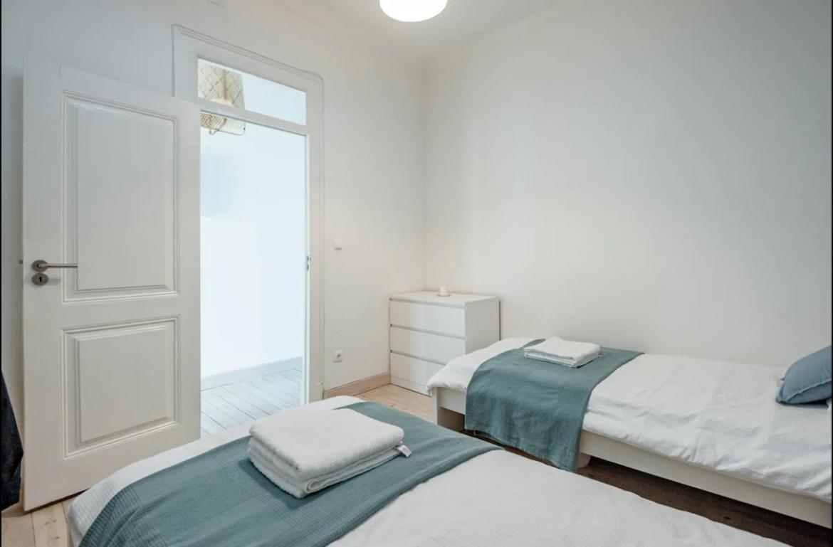 2 Bedroom With Great Transport Links To The Heart Of Apartamento *