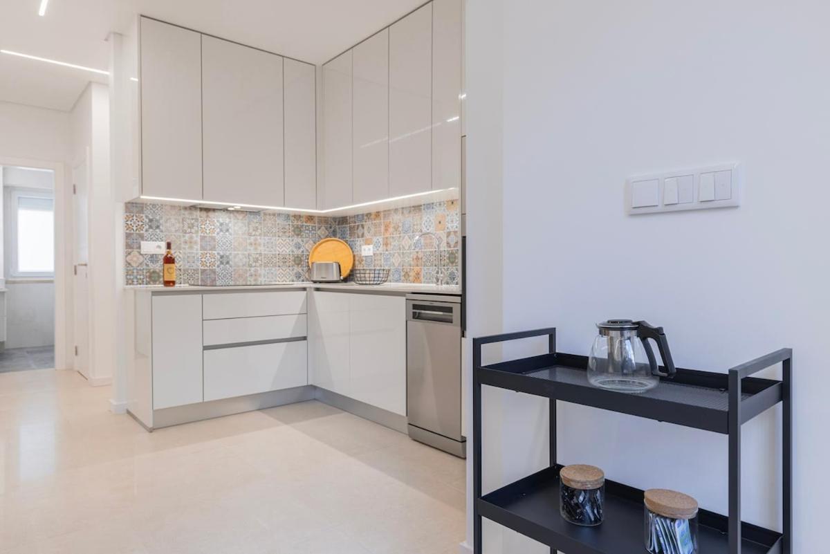 Appartement New By The Metro Lisboa