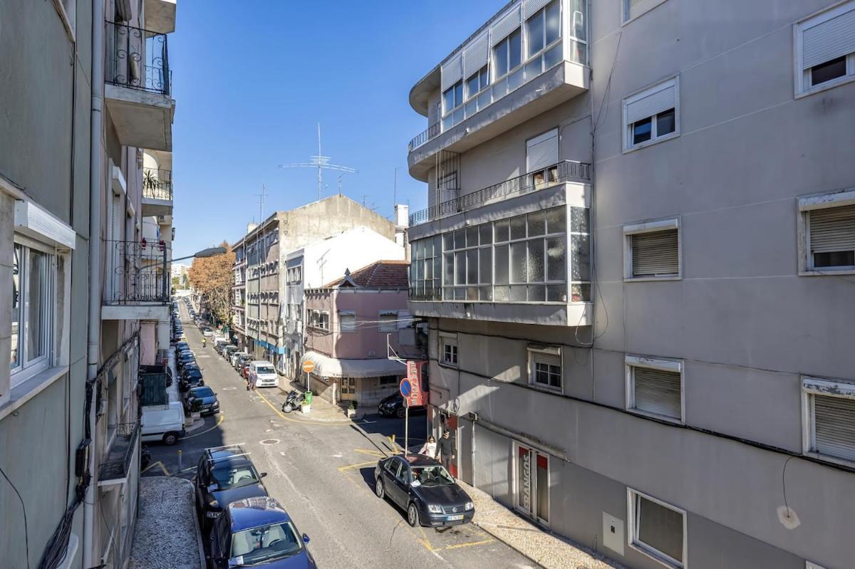 Appartement New By The Metro *