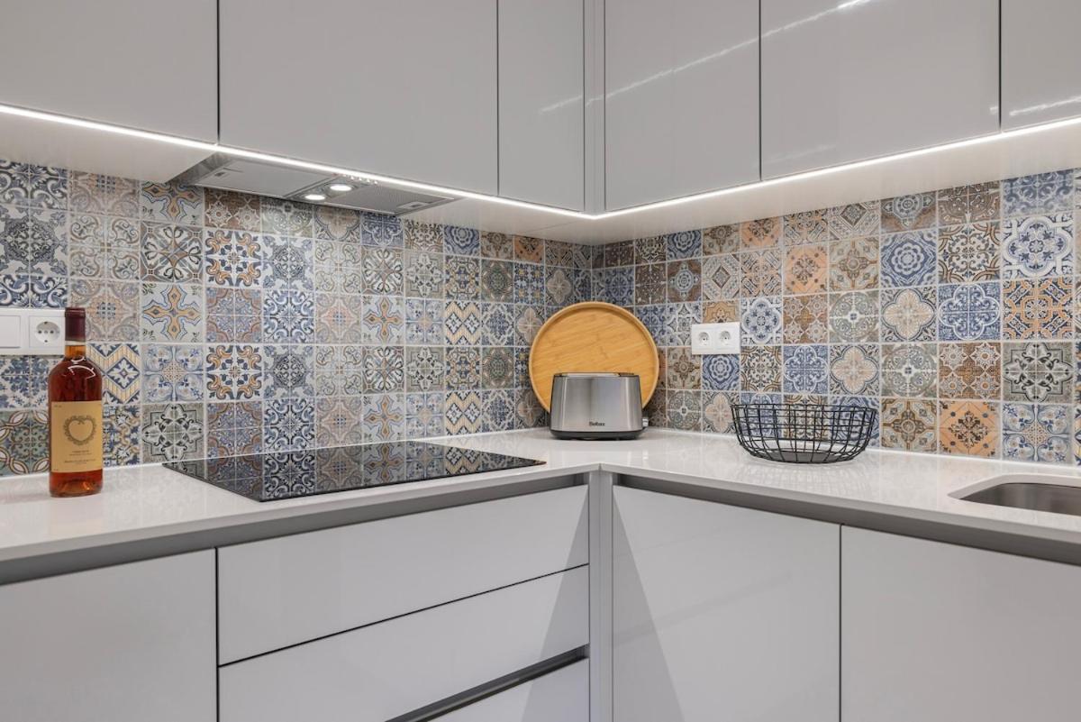 Appartement New By The Metro