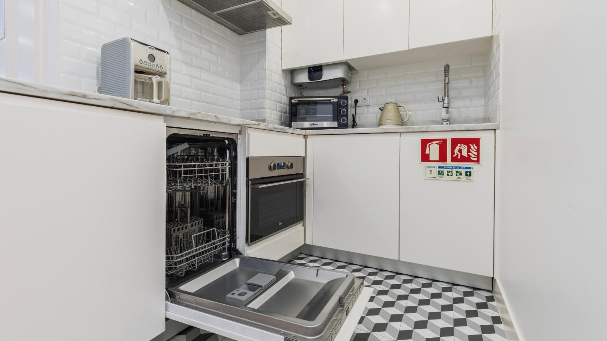 Appartement Charming In Bairro Alto By Lovelystay Lisboa