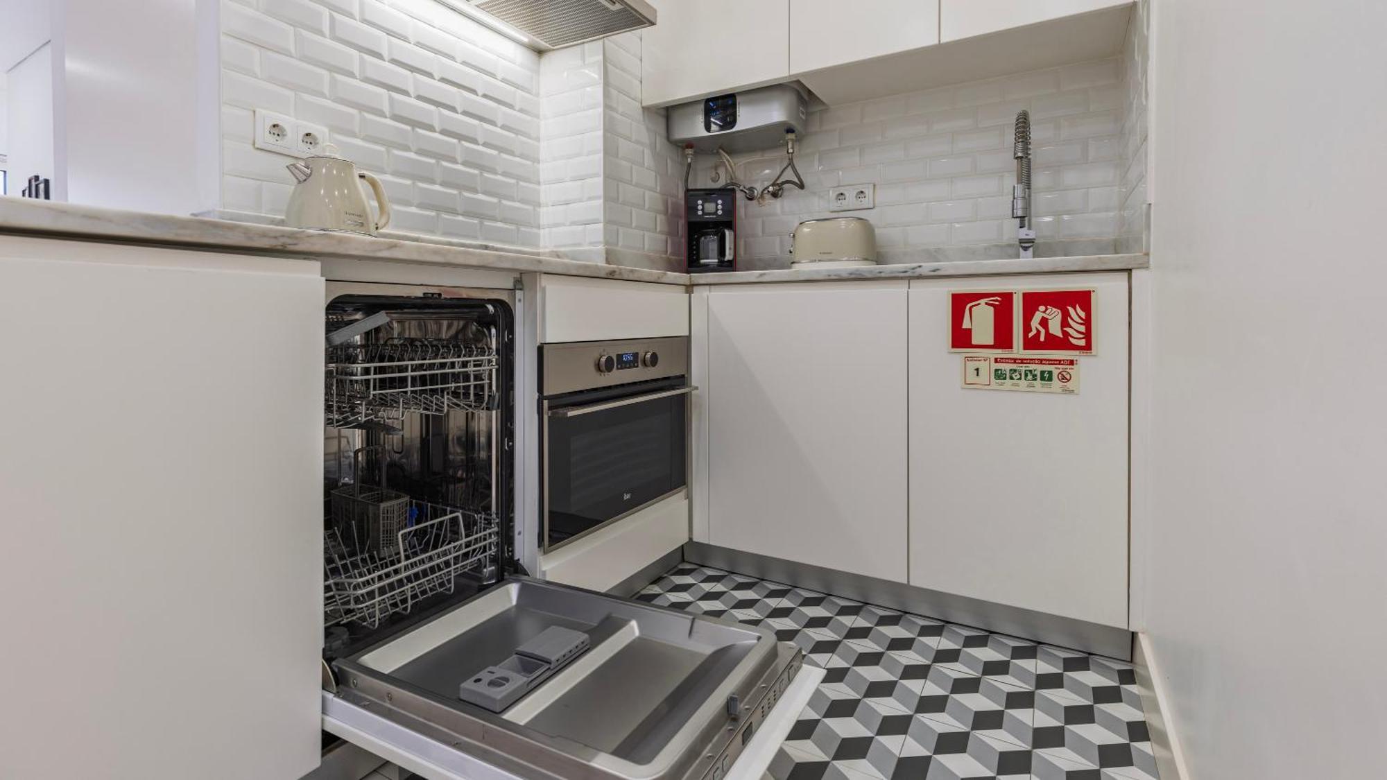 Modern In Bairro Alto By Lovelystay Appartement Lissabon