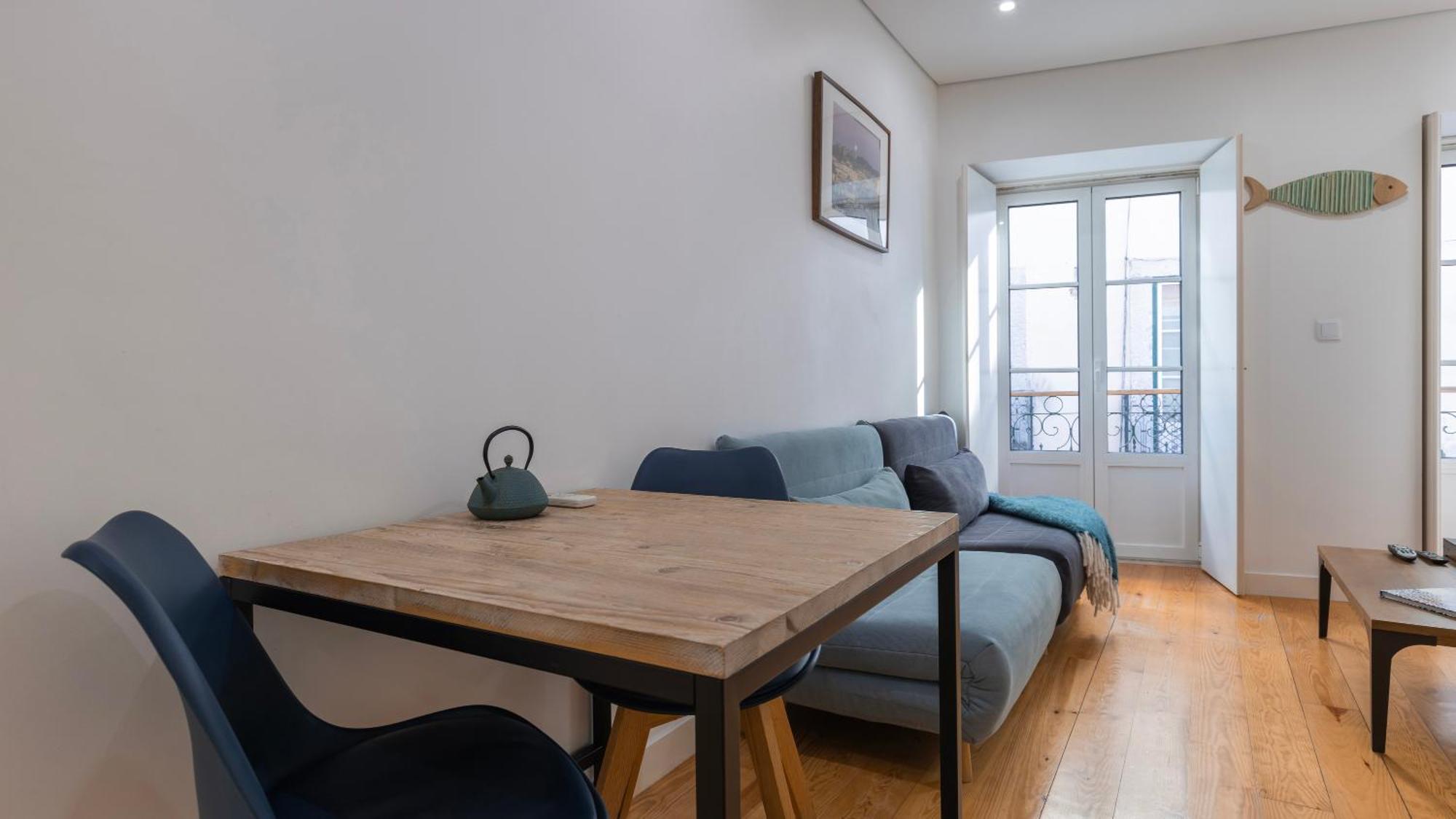 Modern In Bairro Alto By Lovelystay Lissabon
