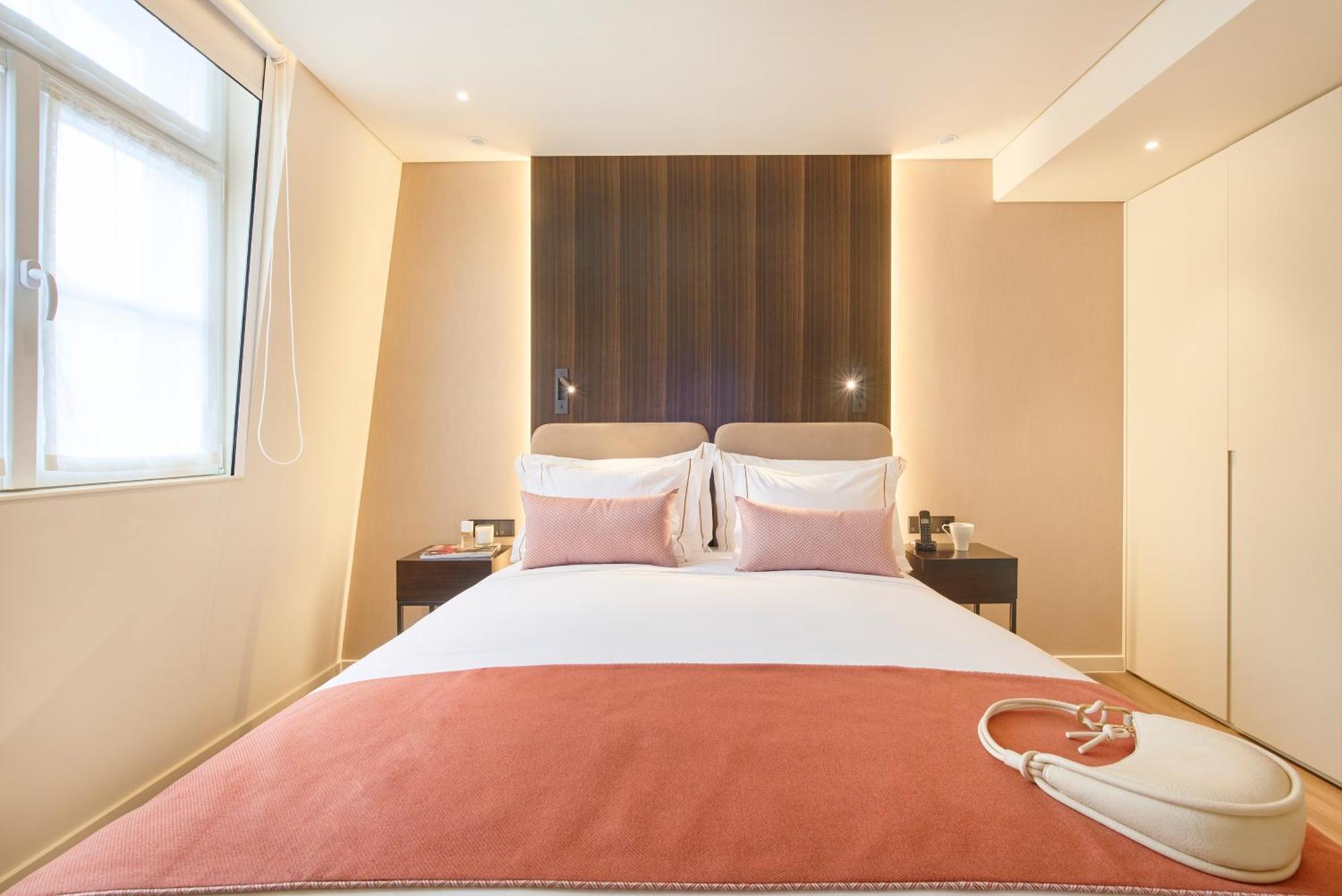 Moon & Sun Hotel