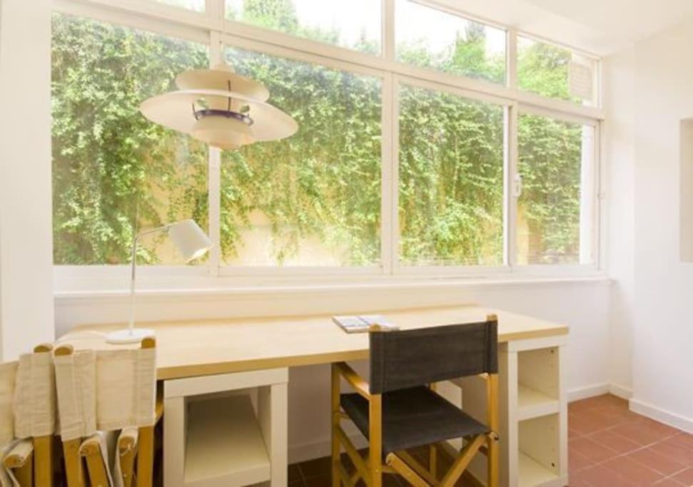 Cosy Santos, Calm Street, Embassies Area Apartment Lissabon