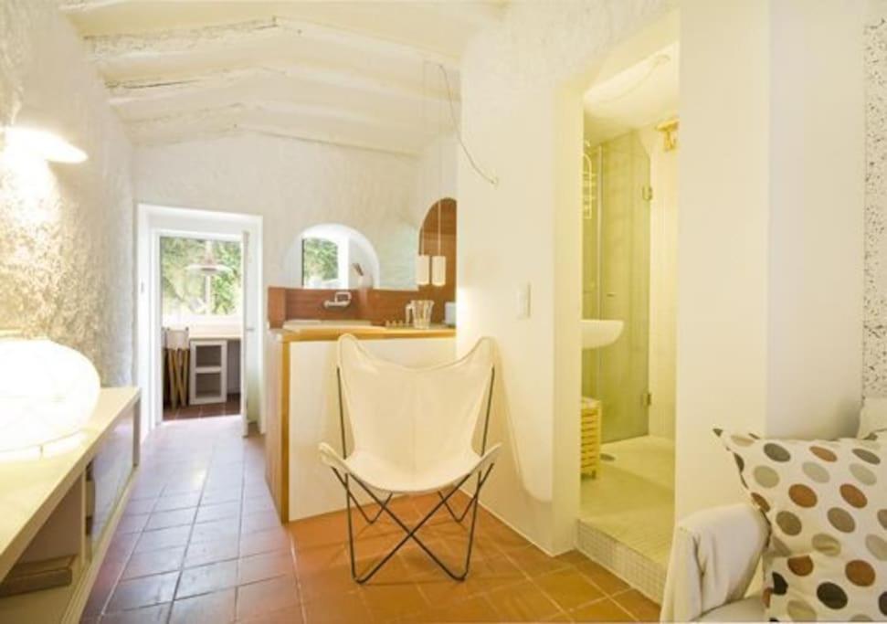 Cosy Santos, Calm Street, Embassies Area Apartment Lissabon