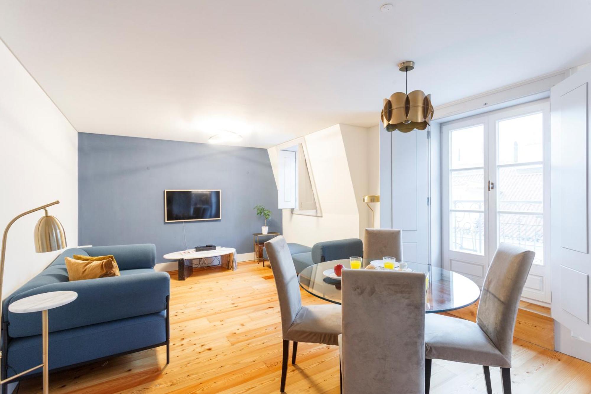 Double With Private Wc In Shared House In Downtown * Lissabon