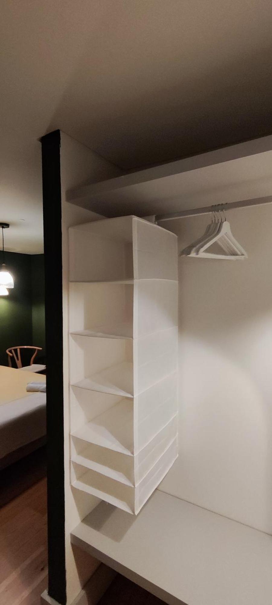 Double With Private Wc In Shared House In Downtown *