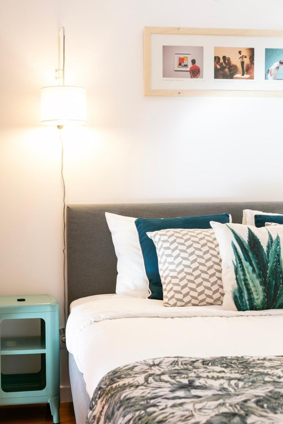 Apartment Cozy Flat With Bright Balcony Trendiest Neighborhood! Lissabon