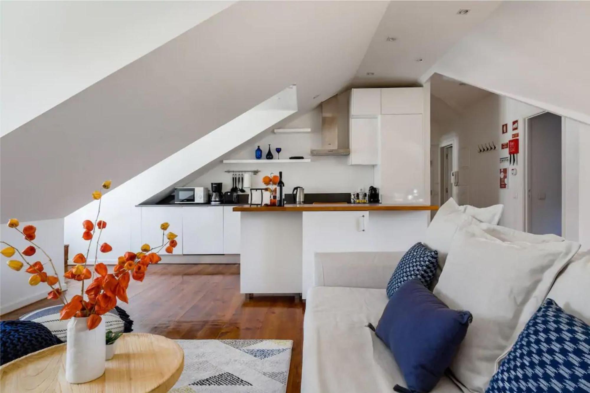 A Captivating Close To River Tagus In Lisboa