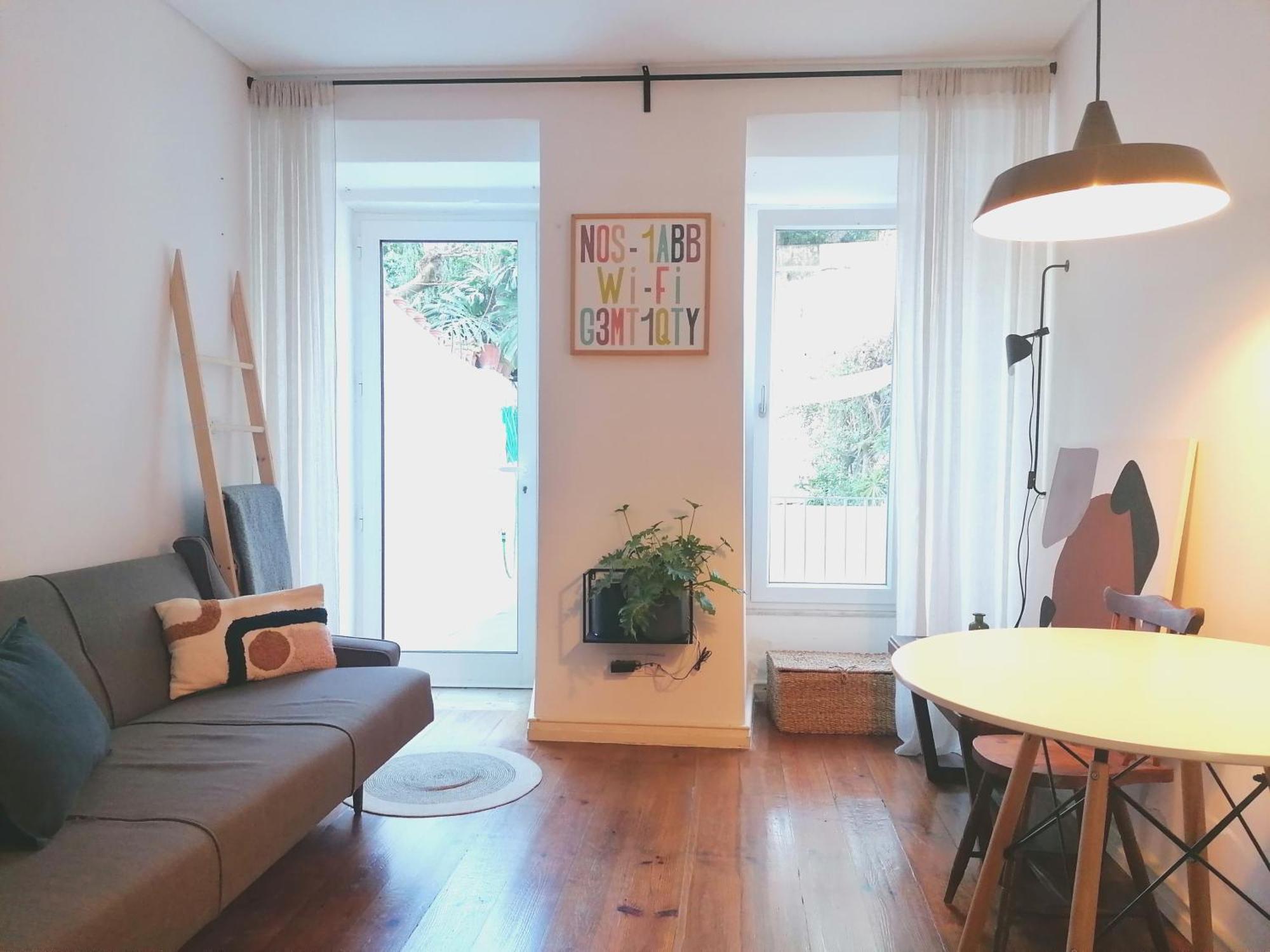 Casa Com Jardim Privado Appartement