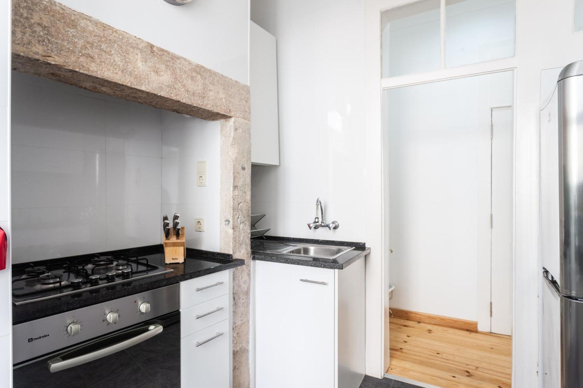 Appartement Stylish, Bright & Historic -bica I Lisboa