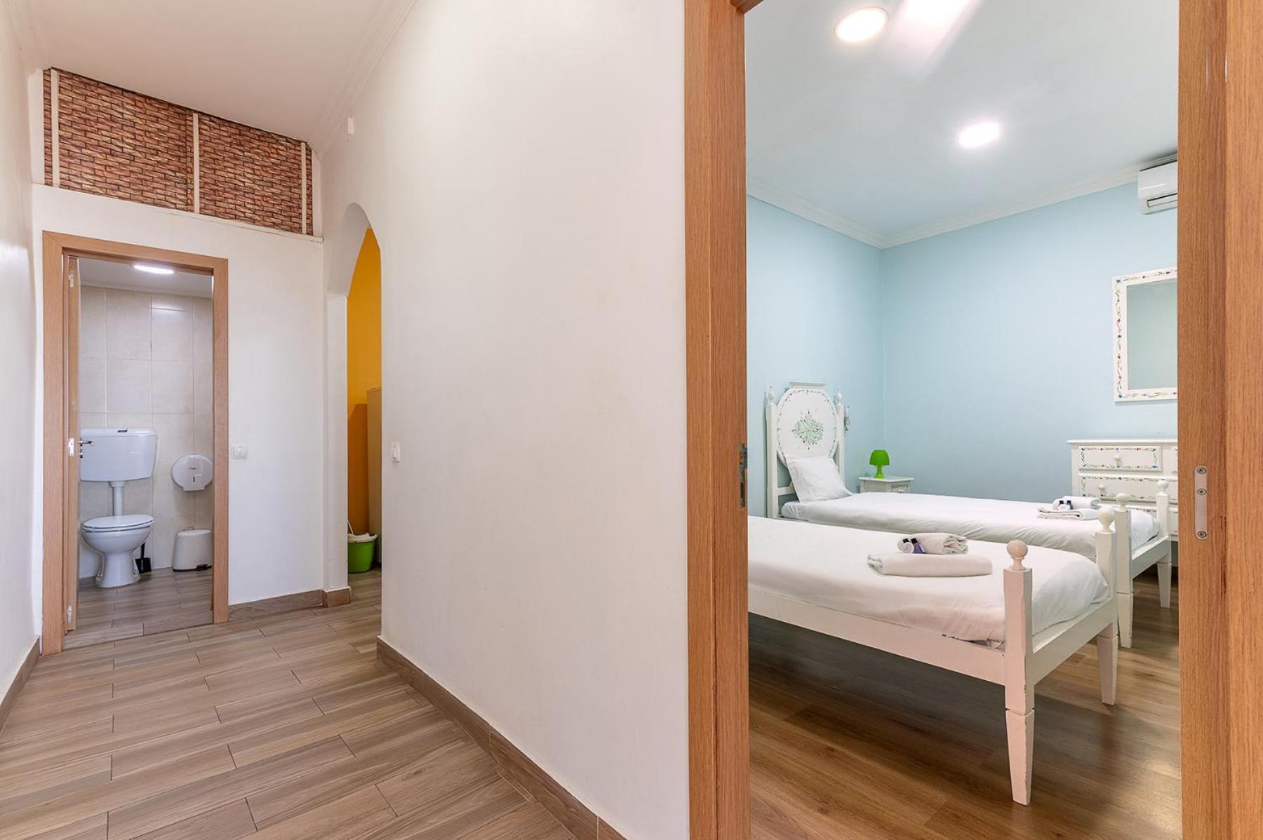 Alfama 2nd Floor Amazing River View Appartement *