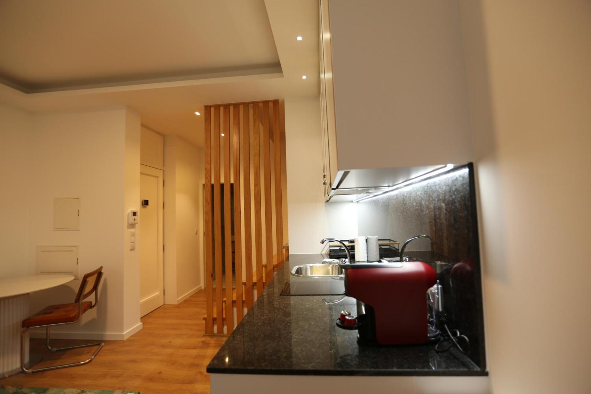 Appartement 63 Letter Sanches *