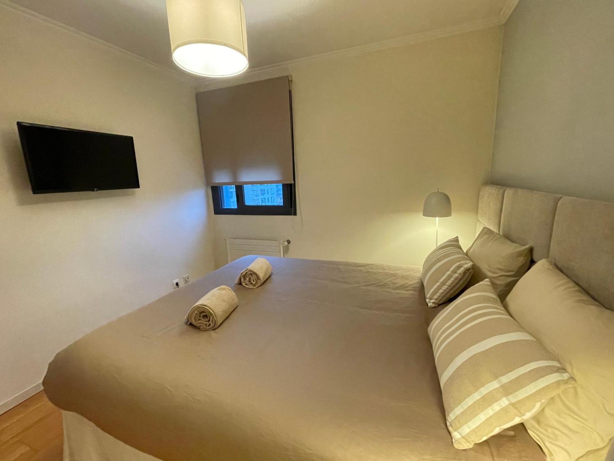 Besthomestay- Lisbon- Garden, Pool & Garage Appartement *
