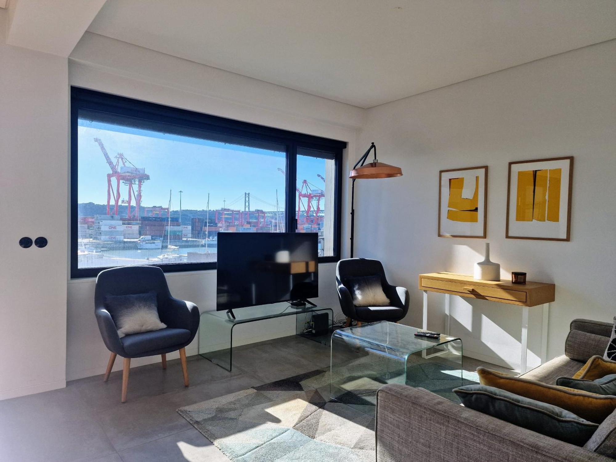 Mbird Riverside 2bd Flat With Garage Appartement Lisboa