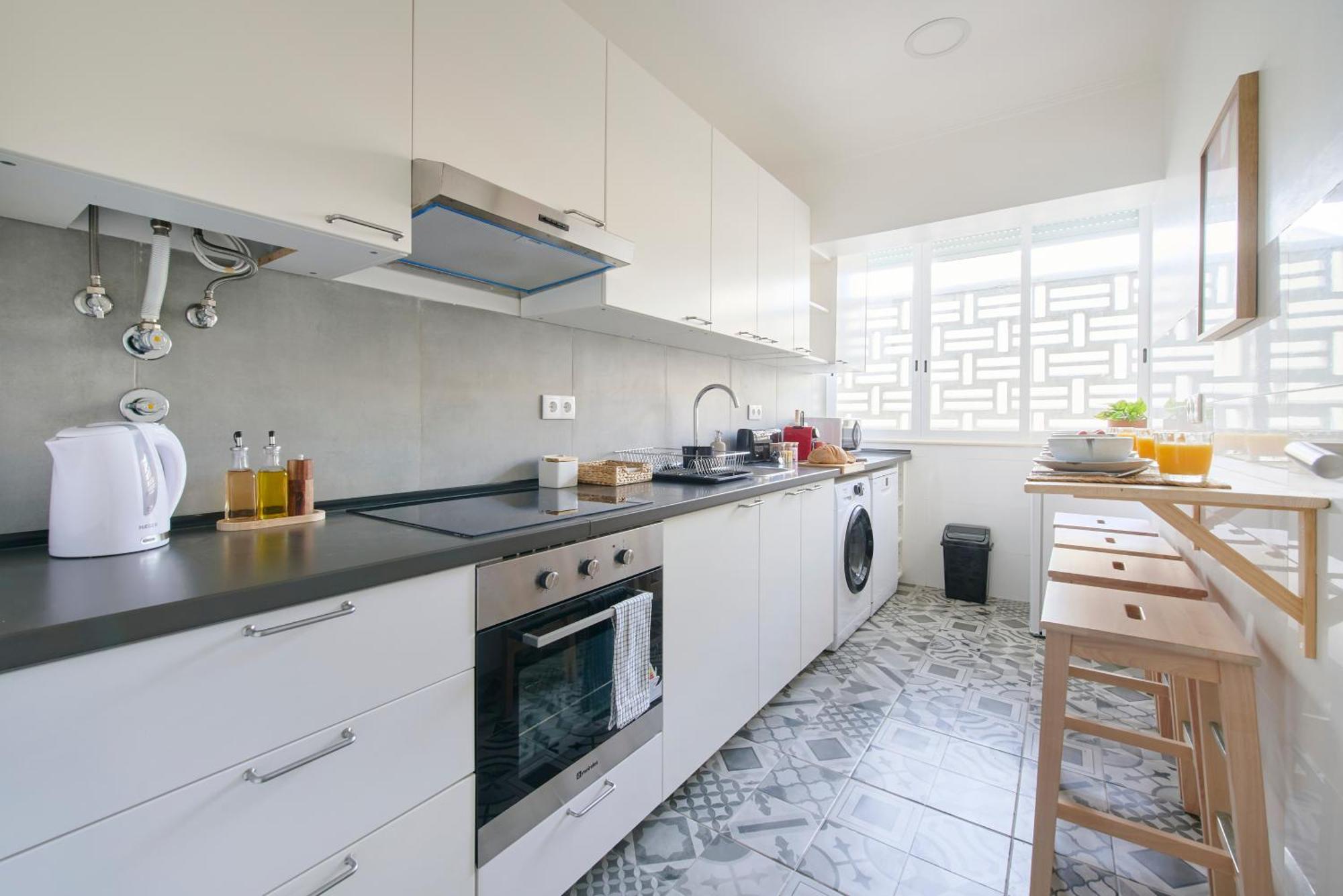 Charming Graca Flat W Balcony, By Timecooler Lisboa