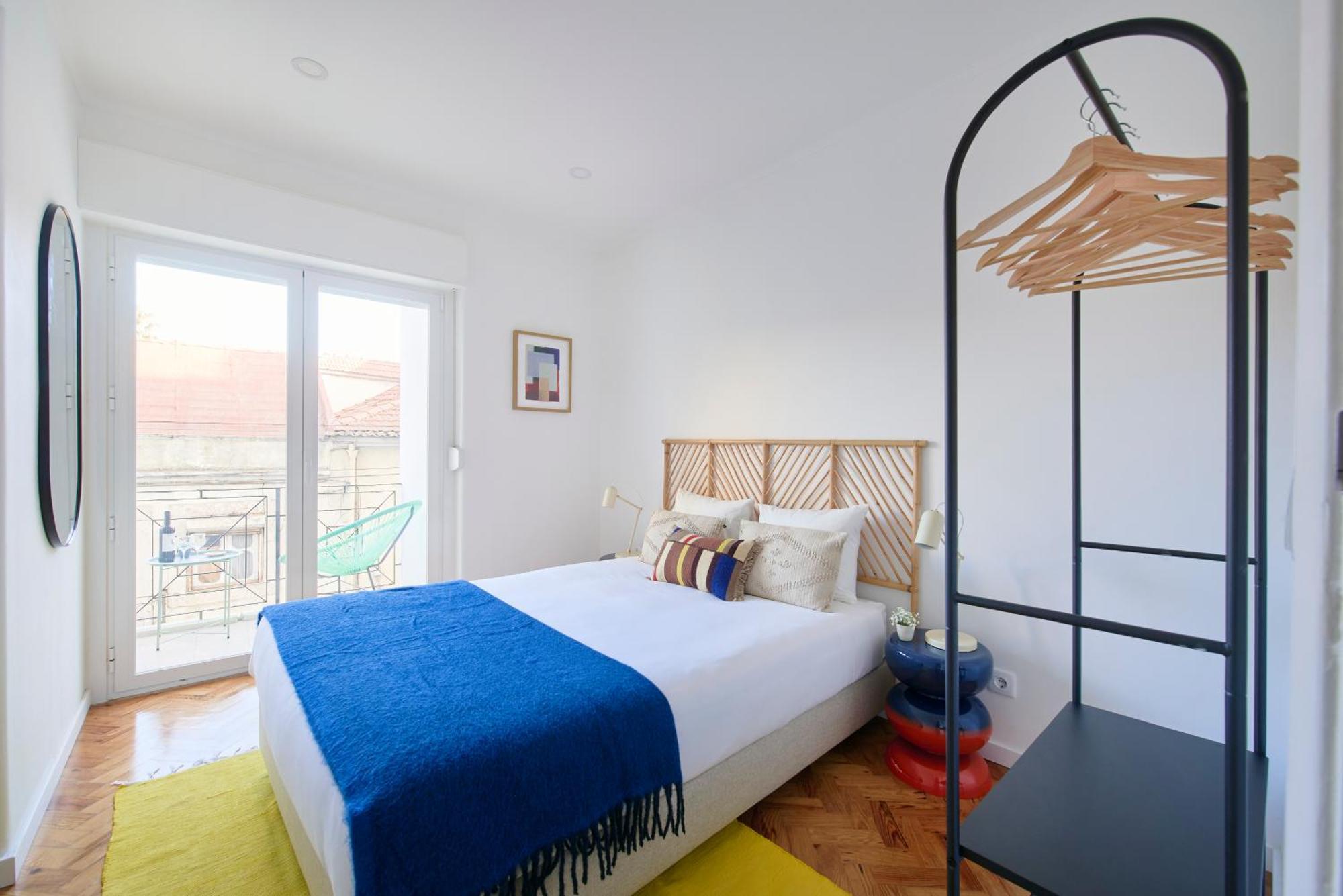 Charming Graca Flat W Balcony, By Timecooler