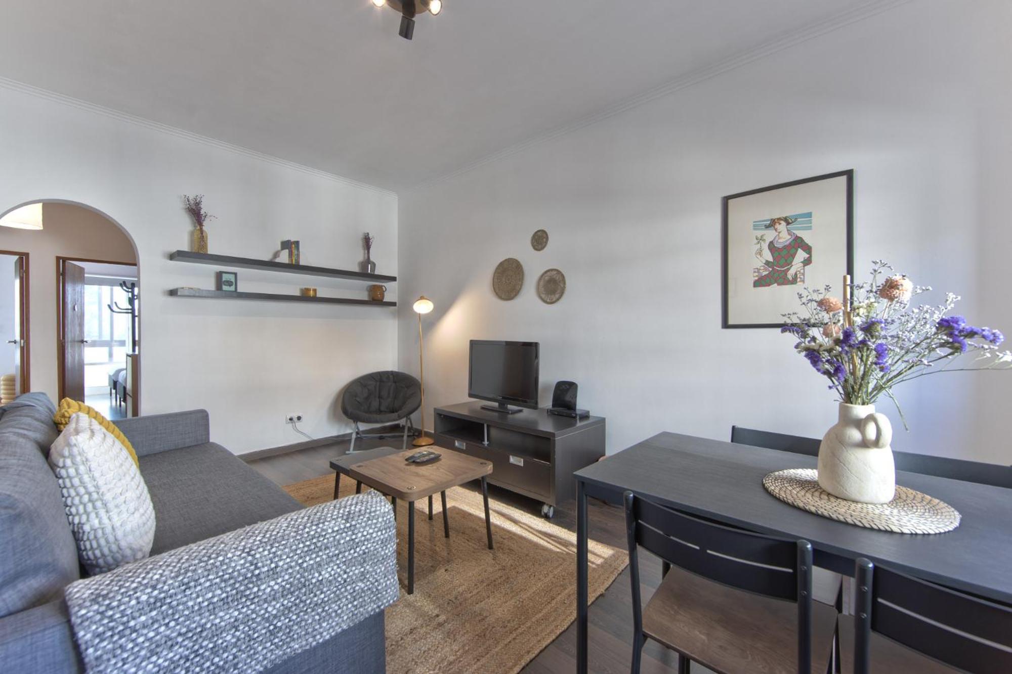 Apartment Ajuda Typical By Homing *
