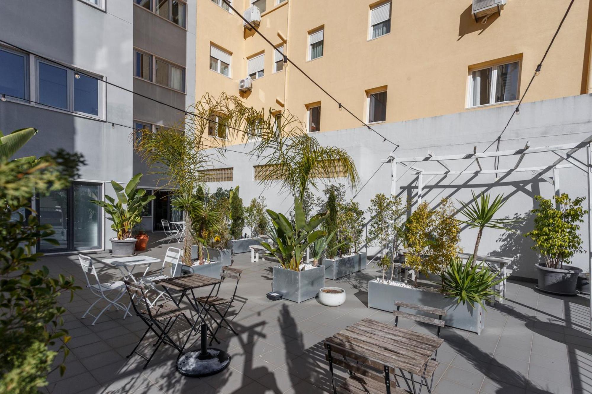 Cosmopolitan Comfort In 4a- By Misha's Place Appartement *