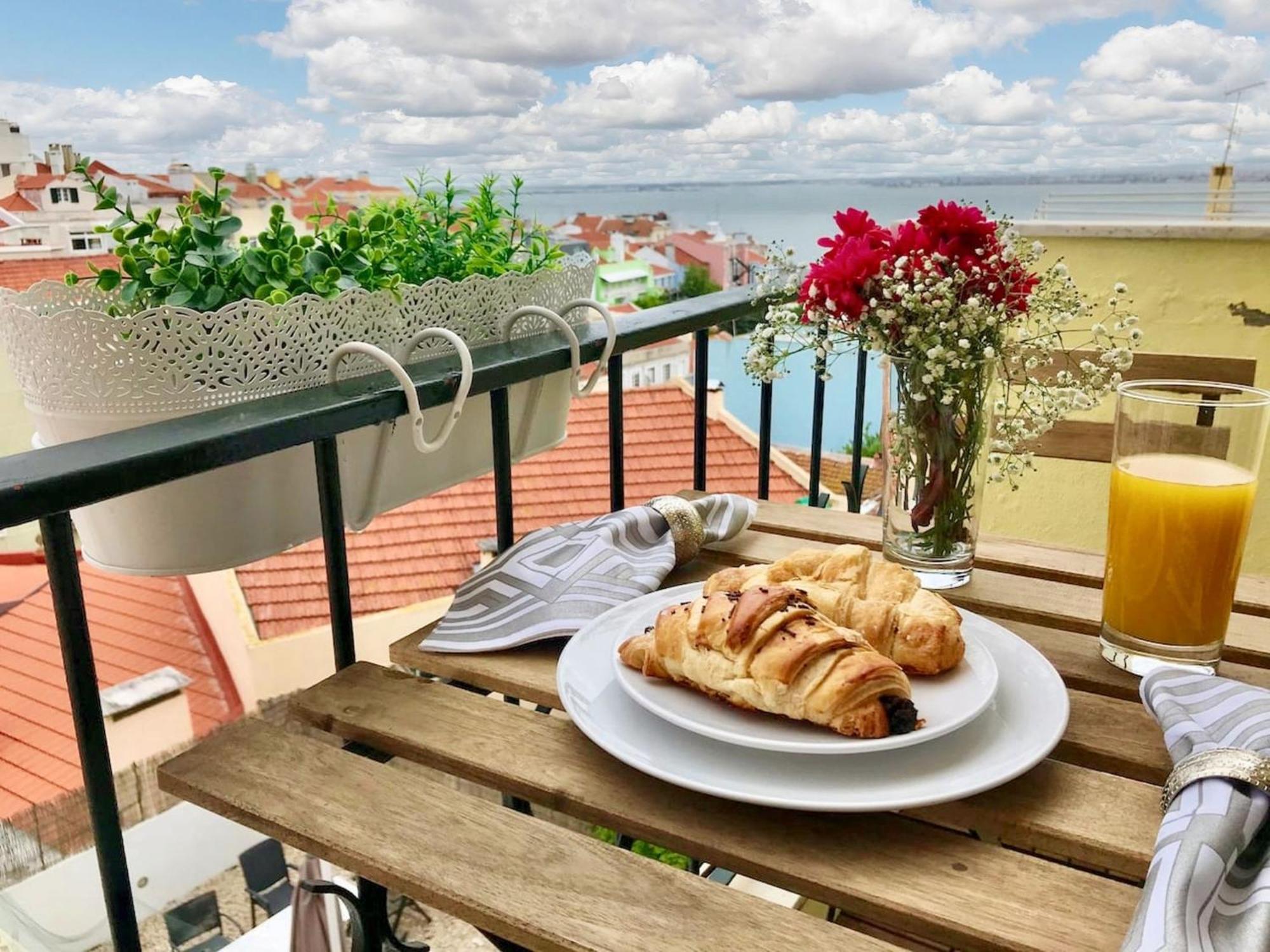 Appartement Comfortable With Balcony And Sea View In 50 M²