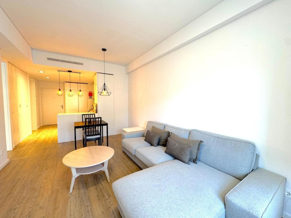 Made For The Lovers- Urban Charm In Chiado Apartment *
