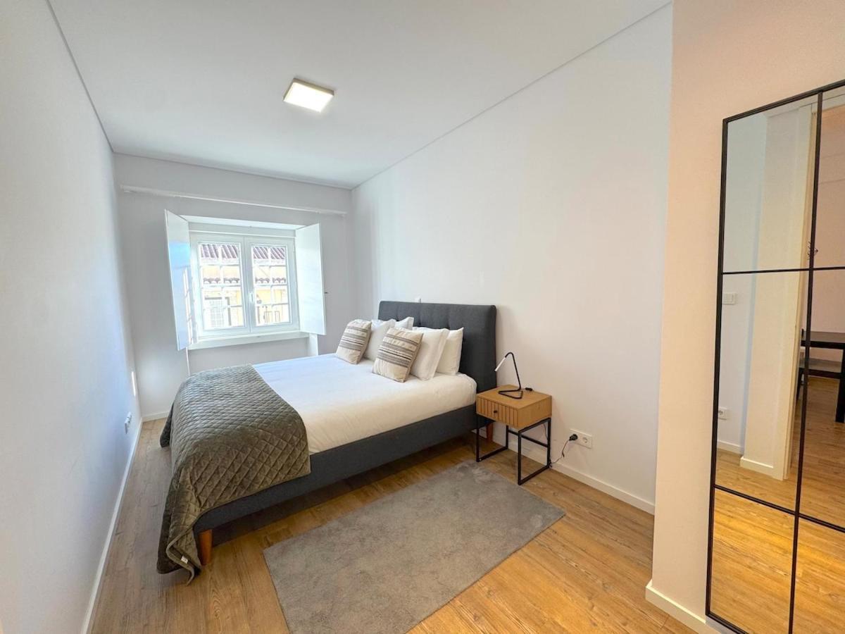 Apartment Made For The Lovers- Urban Charm In Chiado *