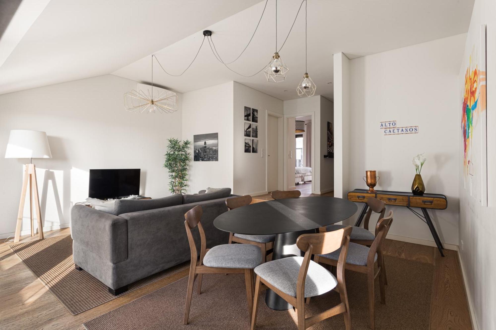 Apartment Joivy Bairro Alto 2-br With Large Terrace *