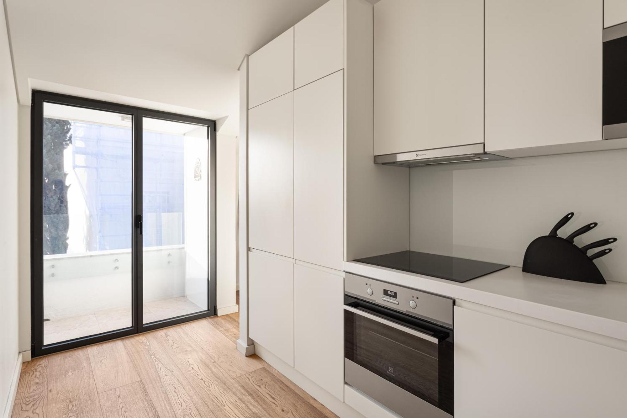 Joivy Bairro Alto 2-br With Large Terrace * Lissabon