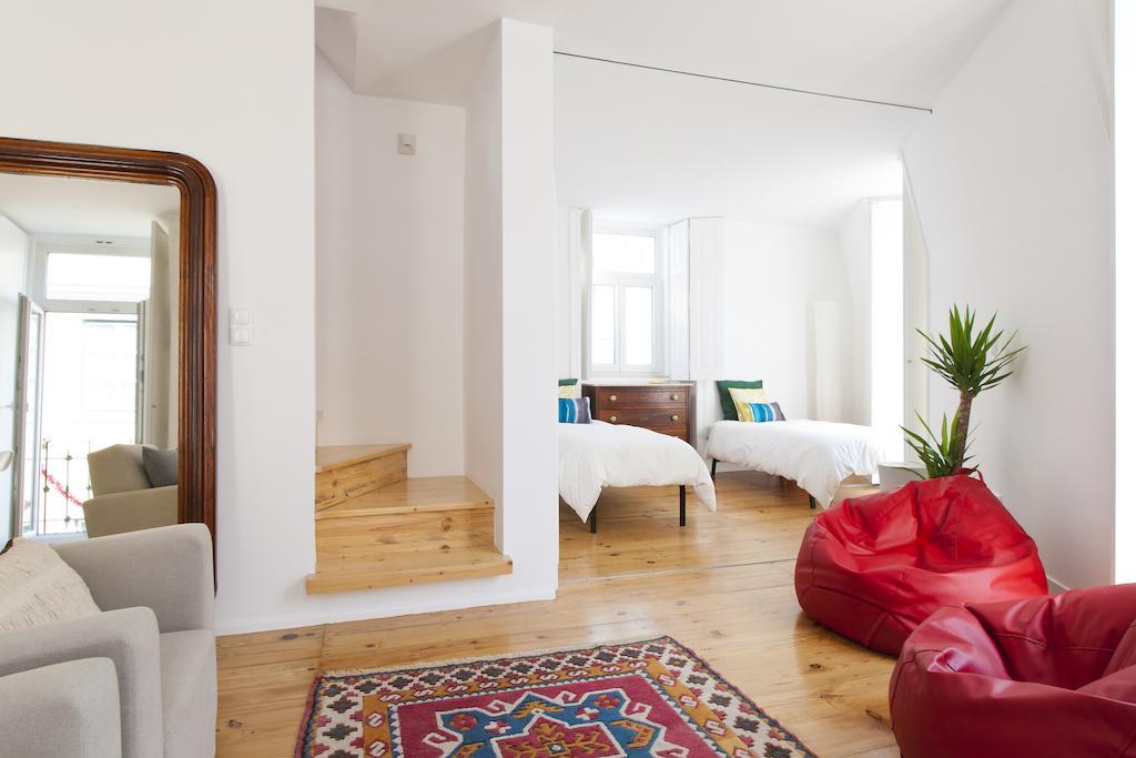 Apartment Bairrus - Graca Lissabon