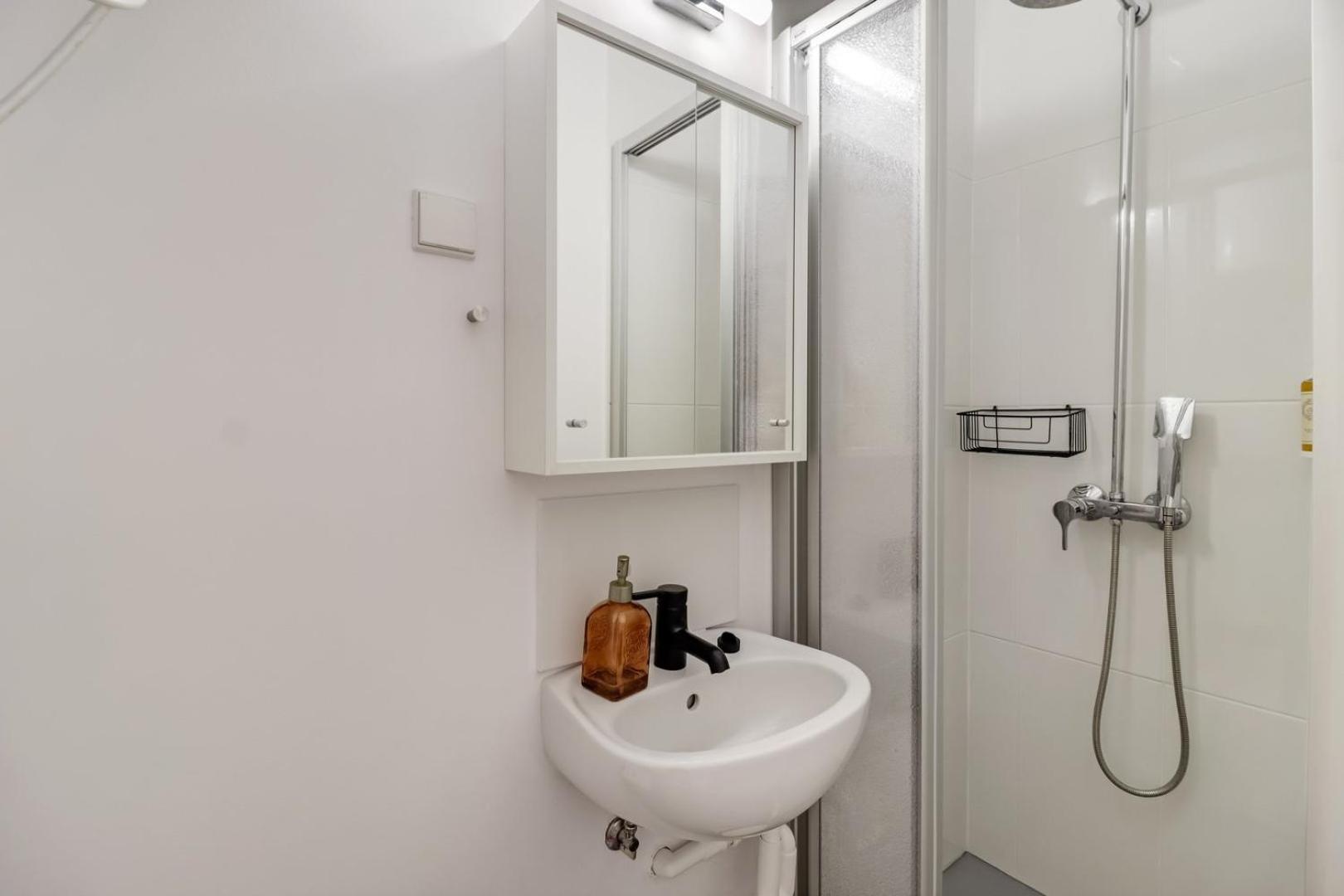 Appartement Bright 1br Castelo Sao Jorge - Graca Getaway | By Airnest Lisboa