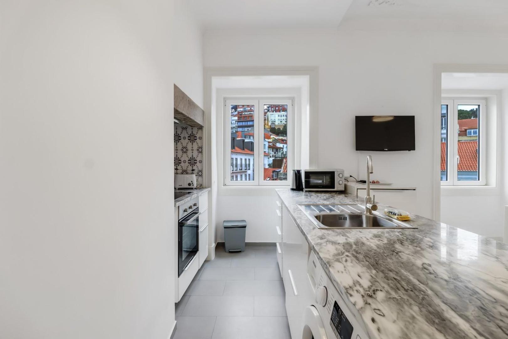 Appartement Bright 1br Castelo Sao Jorge - Graca Getaway | By Airnest Lisboa