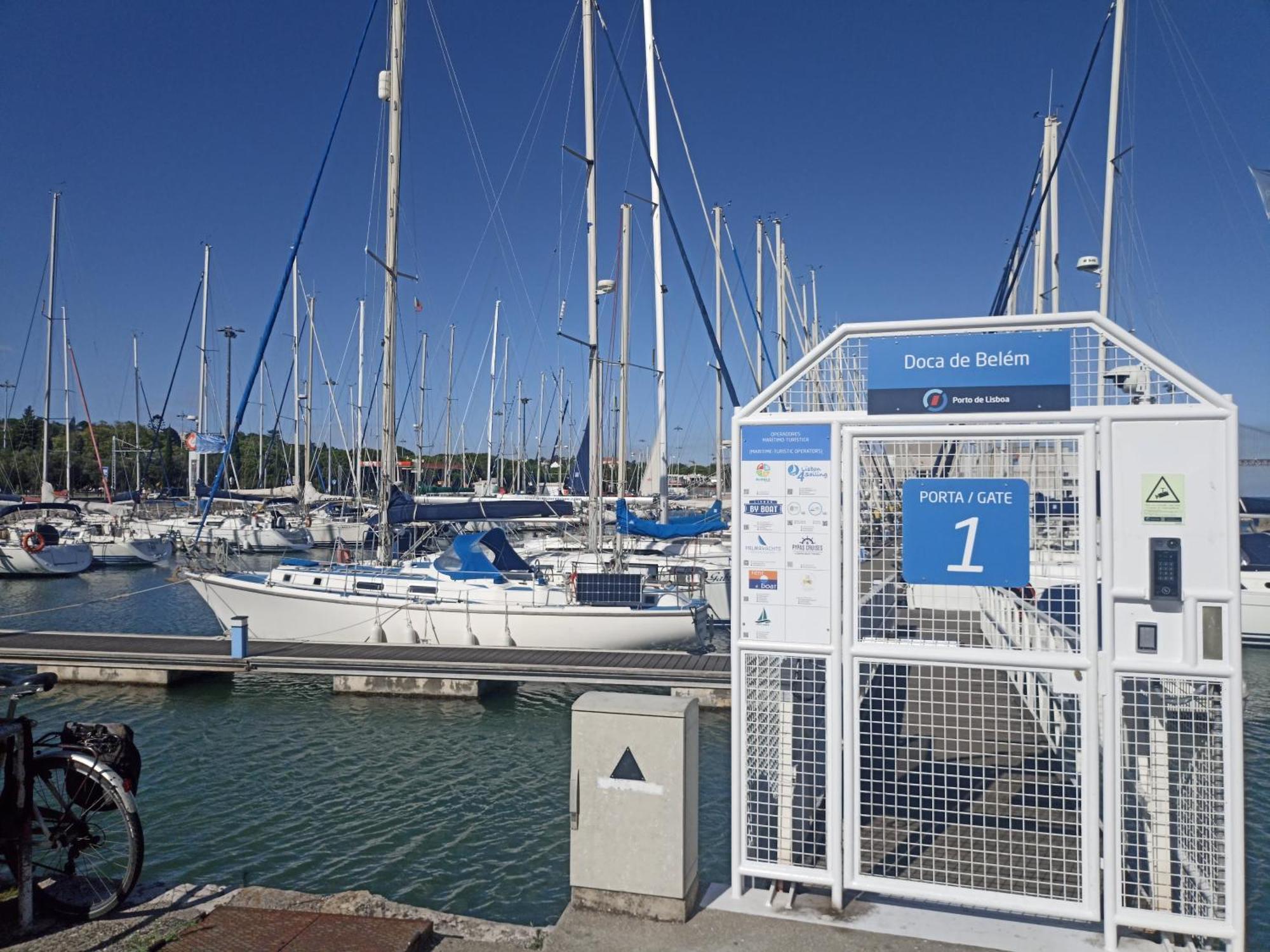 Boat Bateau-hôtel
