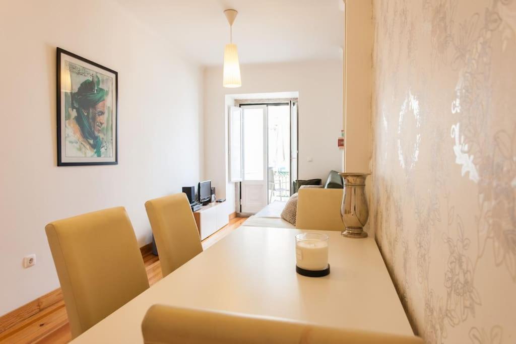 Appartement Old Town, 28 Tram, With Private Terrace *